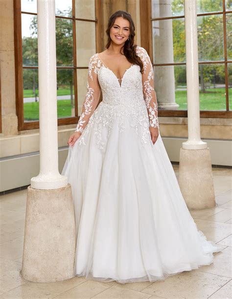 Aline Plus Size Wedding Dresses: Stunning Finds for Your Big Day