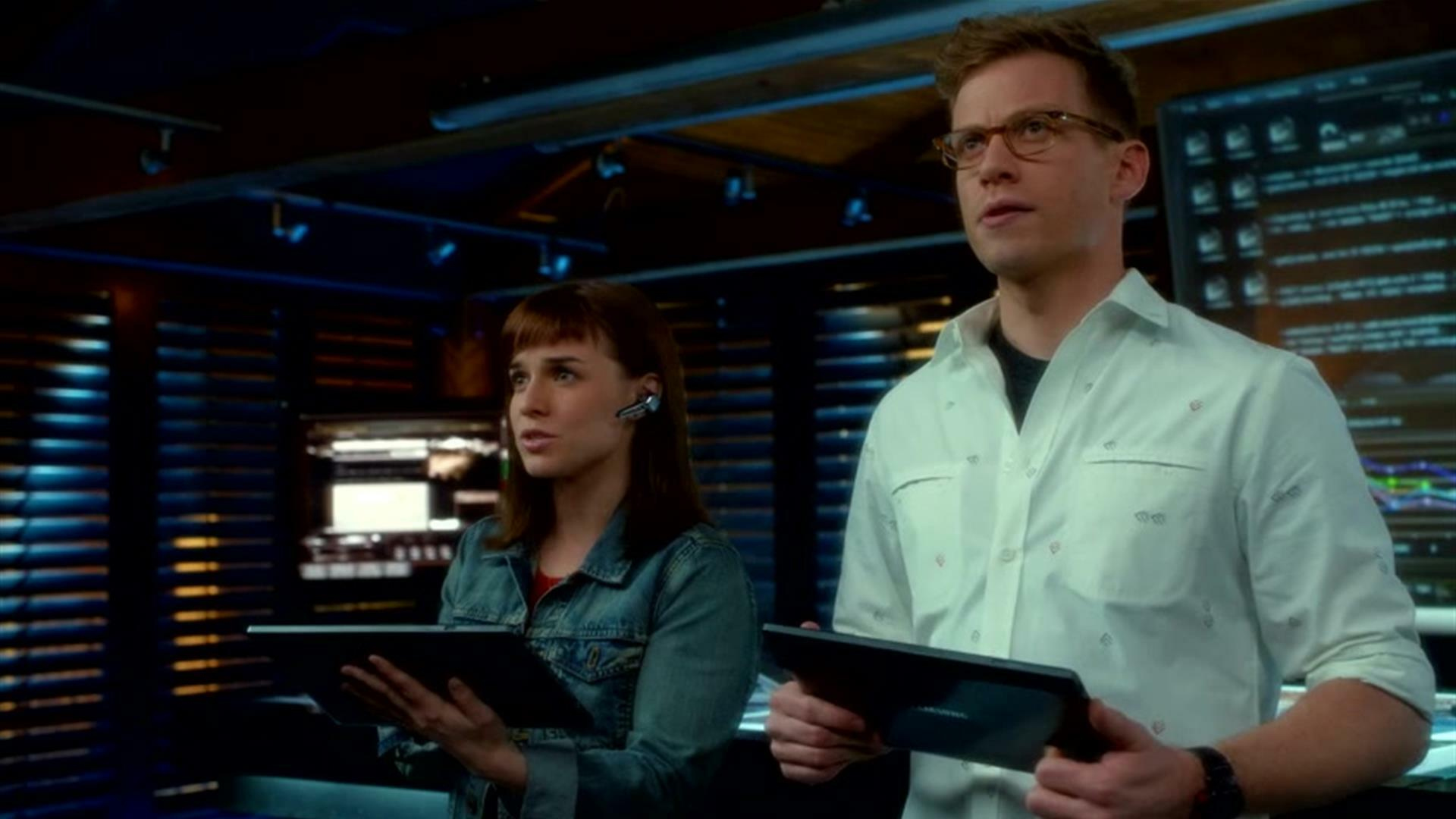 Between The Lines Ncis Los Angeles: Untold Stories
