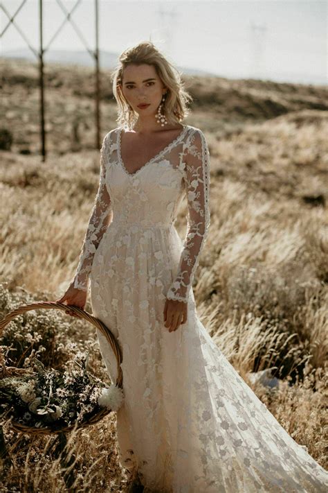 Boho Fall Wedding Dresses: Elegance Meets Rustic Charm