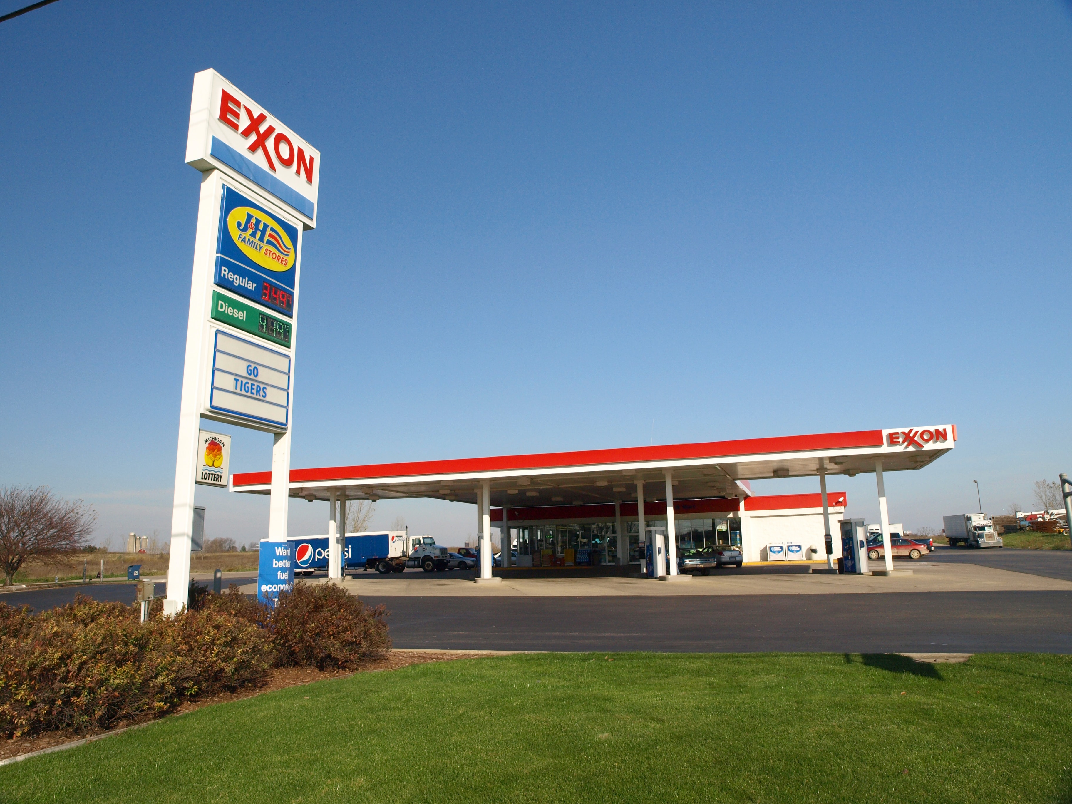 Exxon Truck Stop