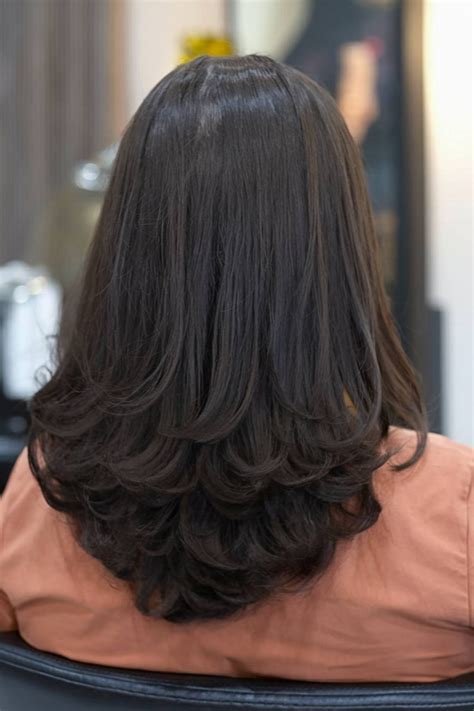 U Cut With Minimal Layers