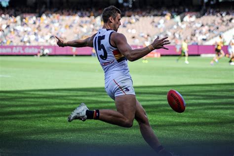 What is Footy: AFL Rules Explained - Origin Exchange