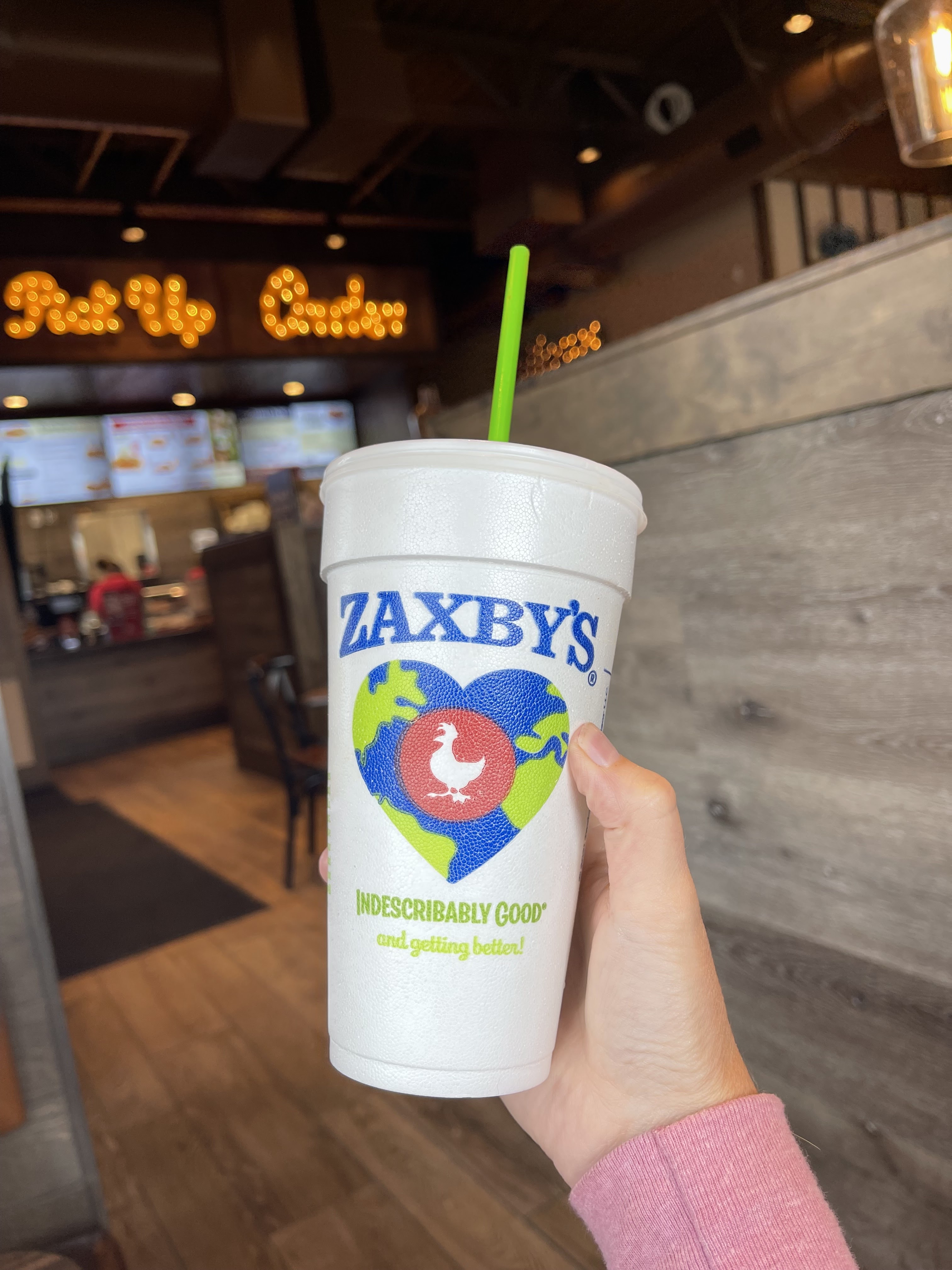 What Time Does Zaxbys Close: Operations & Holiday Hours