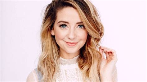 Where Does Zoella Live