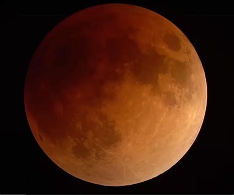 Why Moon Turns Orange Tonight: Uncover Mysteries