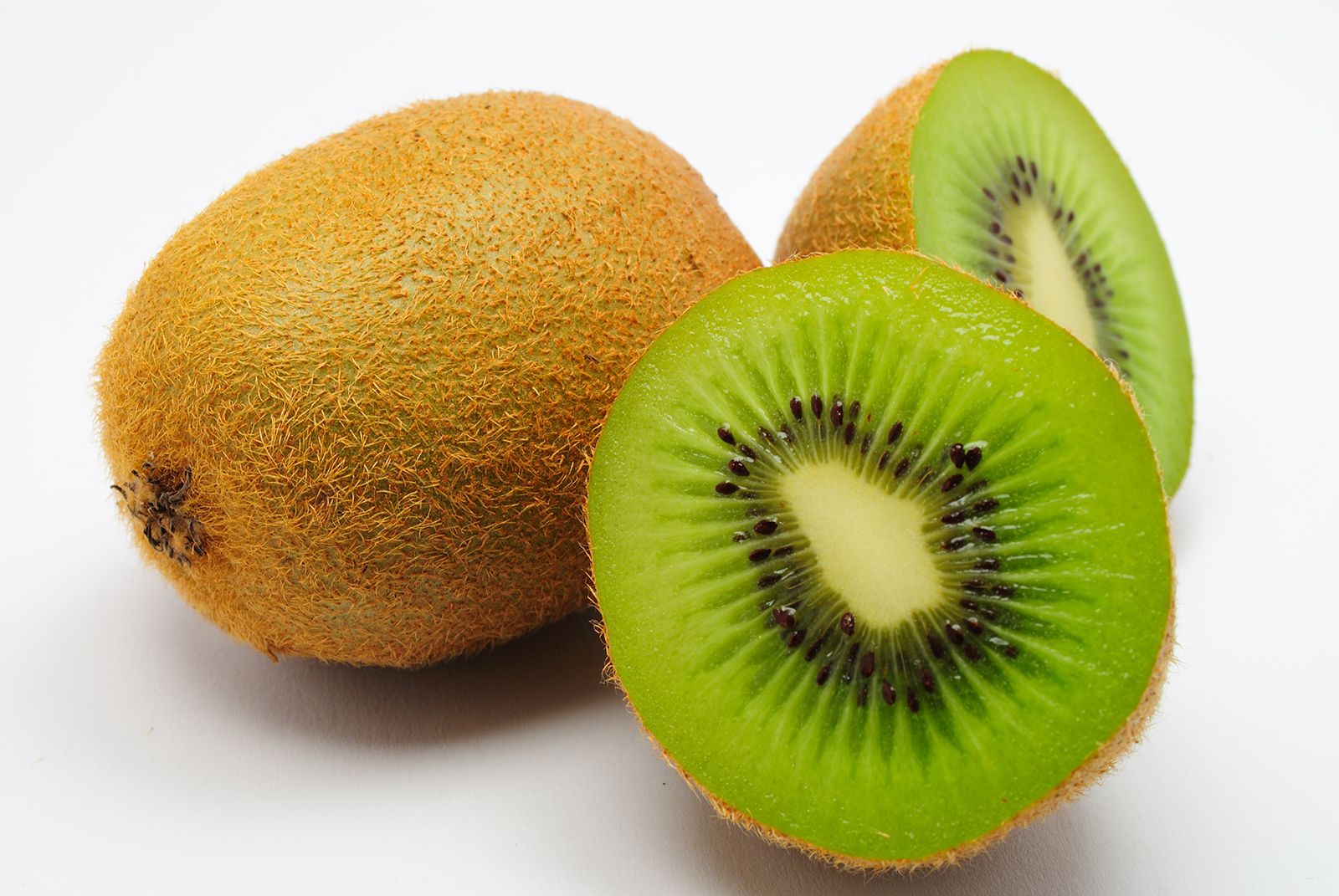 Is Kiwi Safe When You Are Expecting? What You Must Know