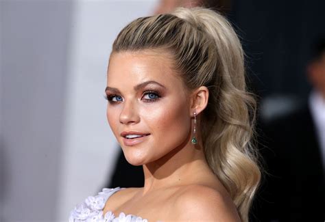 Witney Carson Face Surgery