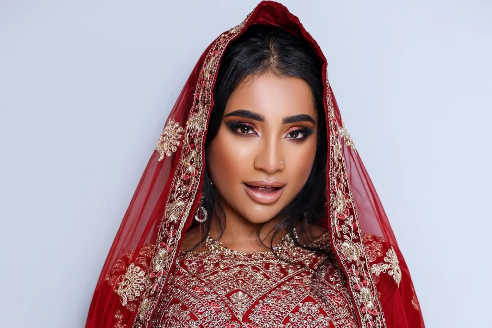 Yasmina Khan Onlyfans